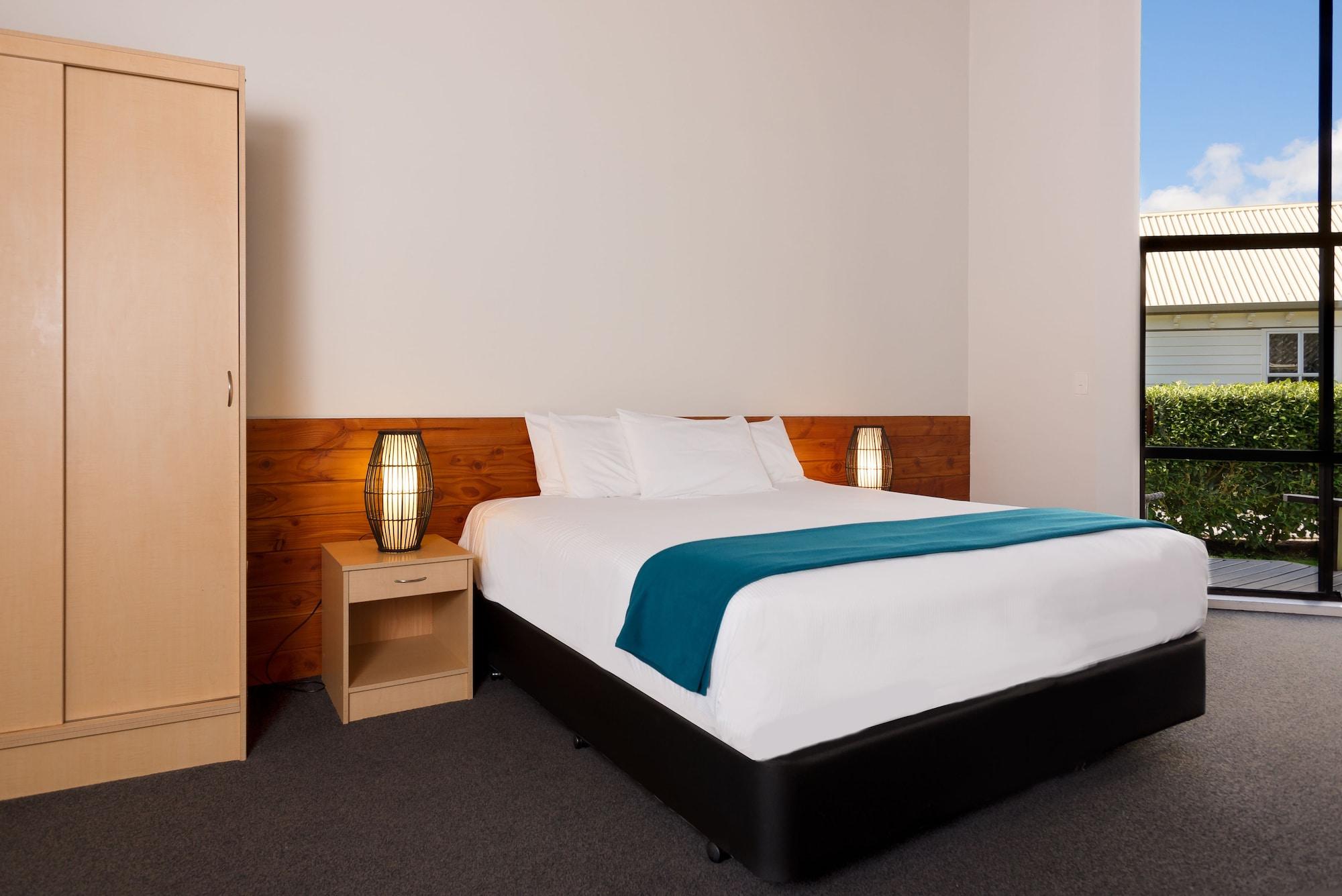 The Sands Hotel Hokianga Omapere Bagian luar foto